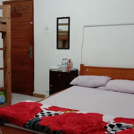 Jiddan Syariah RedPartner Hotel Lembang Bagian luar foto
